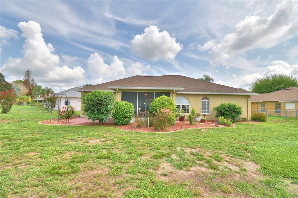 For Sale: $374,000 (3 beds, 2 baths, 1893 Square Feet)