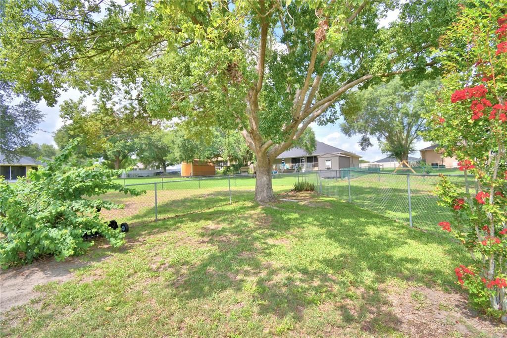For Sale: $374,000 (3 beds, 2 baths, 1893 Square Feet)