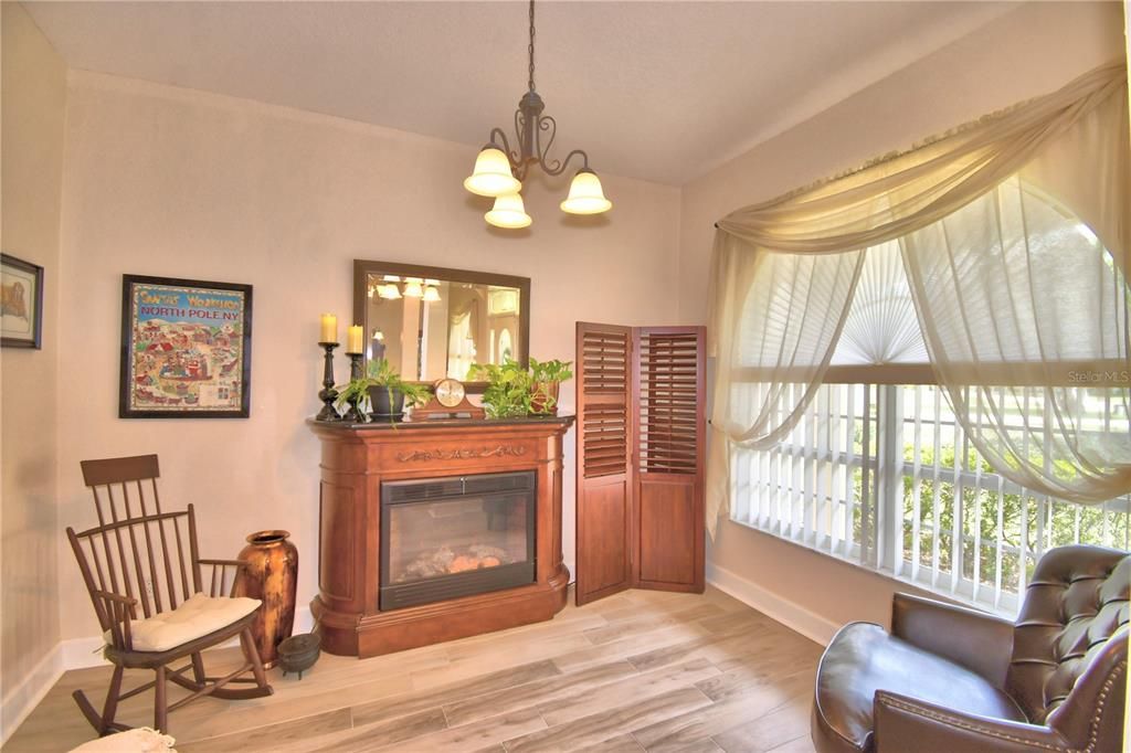 For Sale: $374,000 (3 beds, 2 baths, 1893 Square Feet)