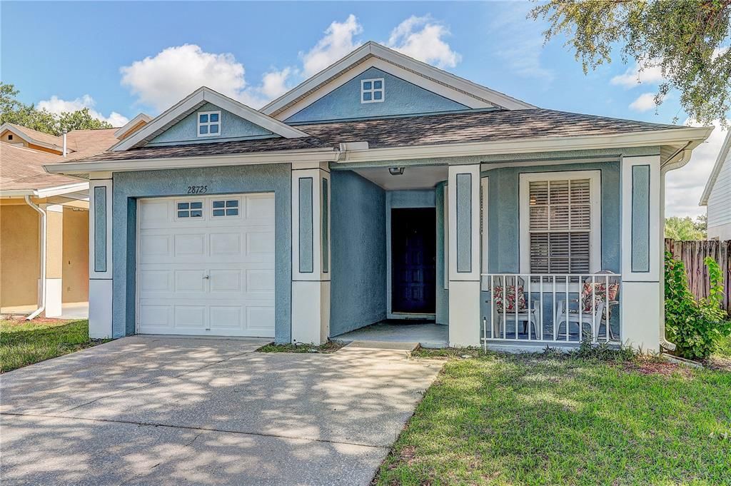 En Venta: $305,000 (3 camas, 2 baños, 1324 Pies cuadrados)