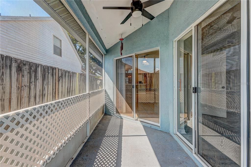 En Venta: $305,000 (3 camas, 2 baños, 1324 Pies cuadrados)