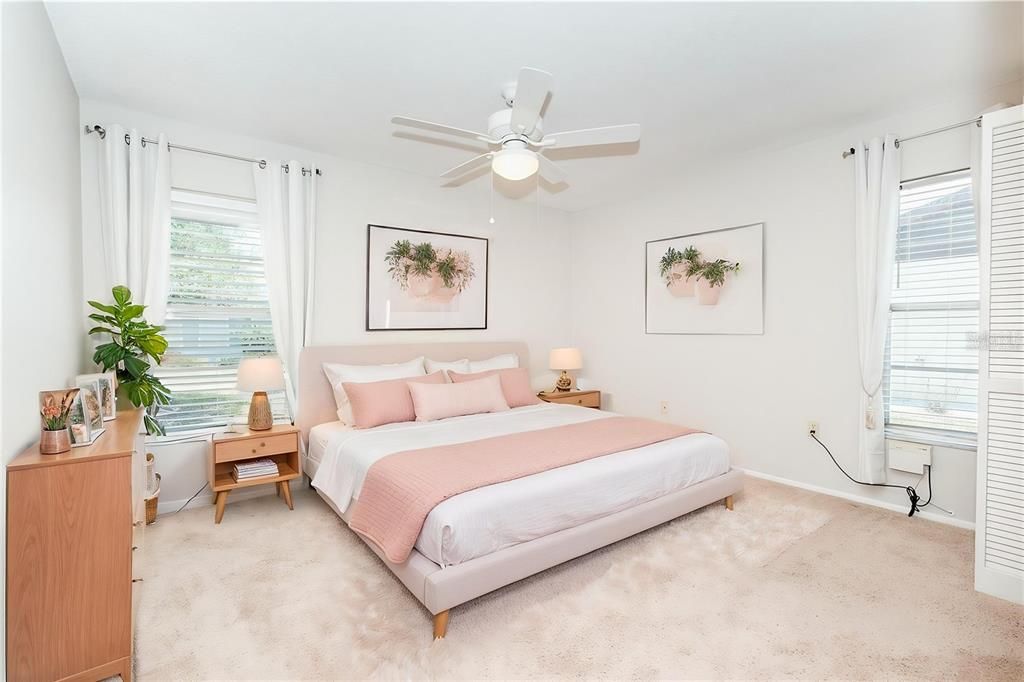 For Sale: $145,000 (2 beds, 1 baths, 884 Square Feet)