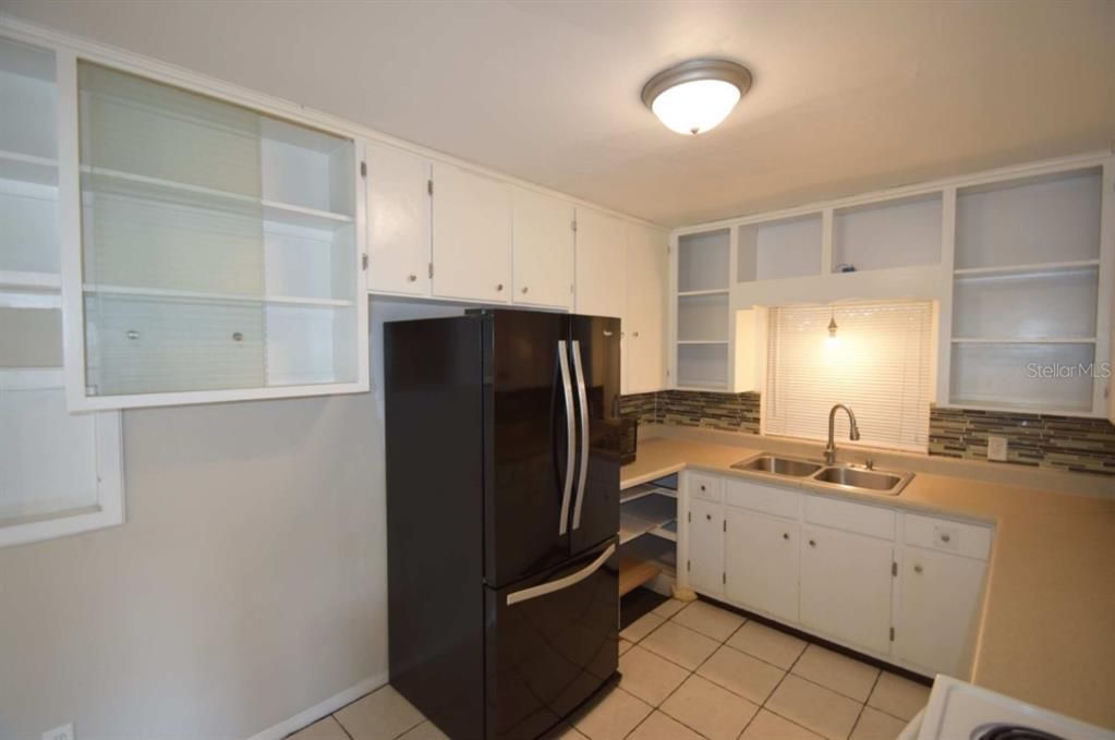 В аренду: $1,895 (3 спален, 1 ванн, 1335 Квадратных фут)