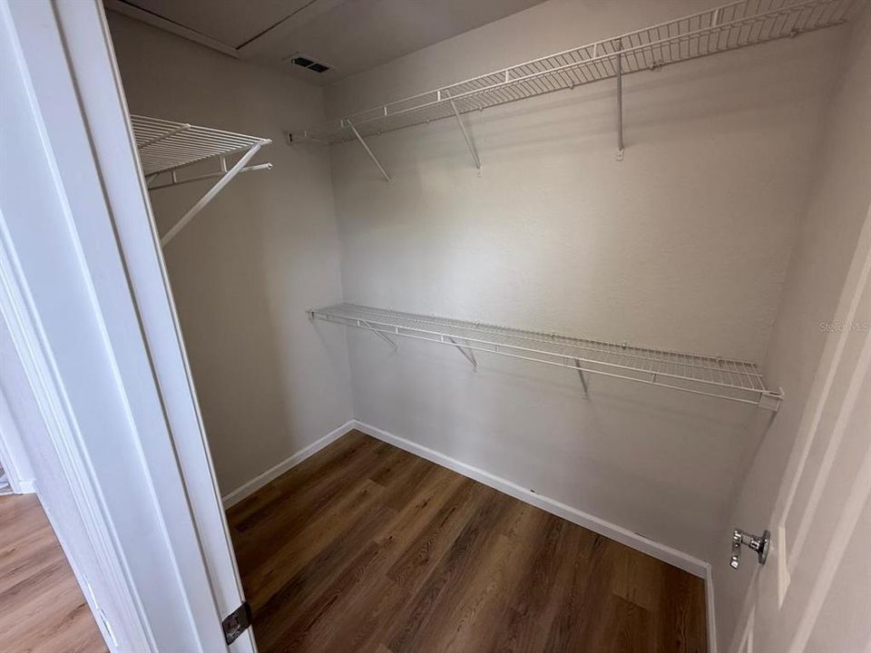 В аренду: $2,400 (3 спален, 2 ванн, 1762 Квадратных фут)