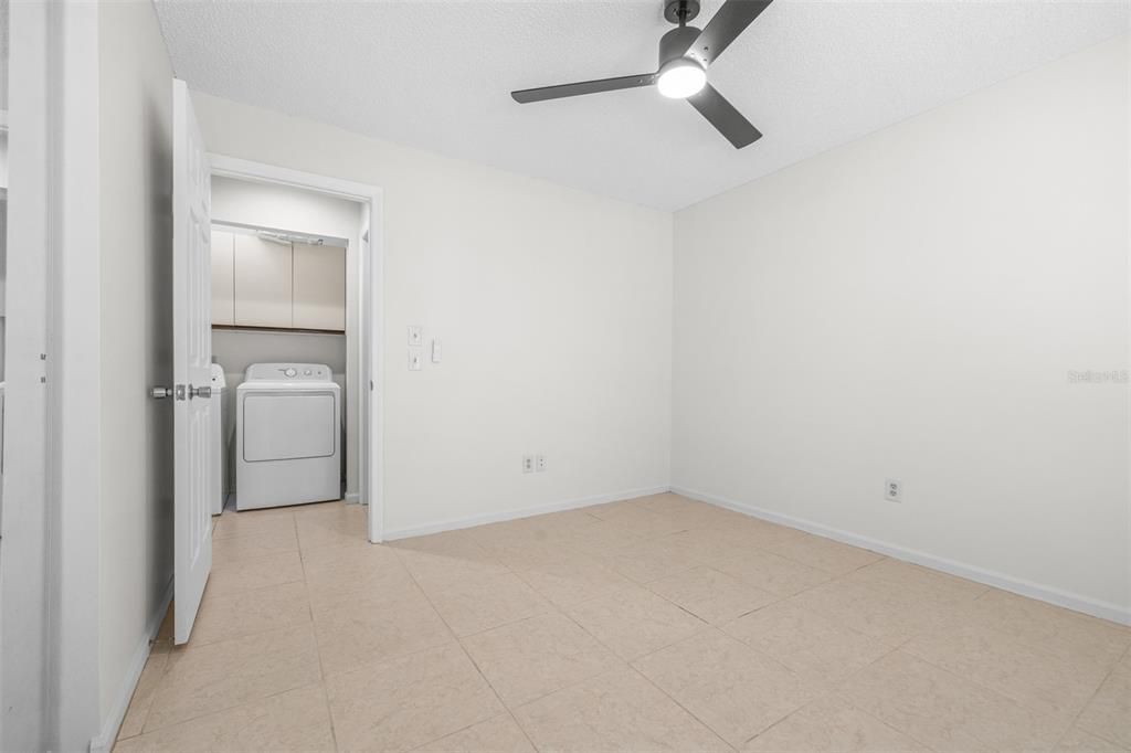 For Sale: $199,990 (2 beds, 2 baths, 1166 Square Feet)
