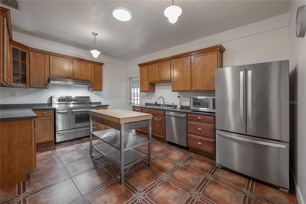 En Renta: $2,950 (3 camas, 2 baños, 1524 Pies cuadrados)