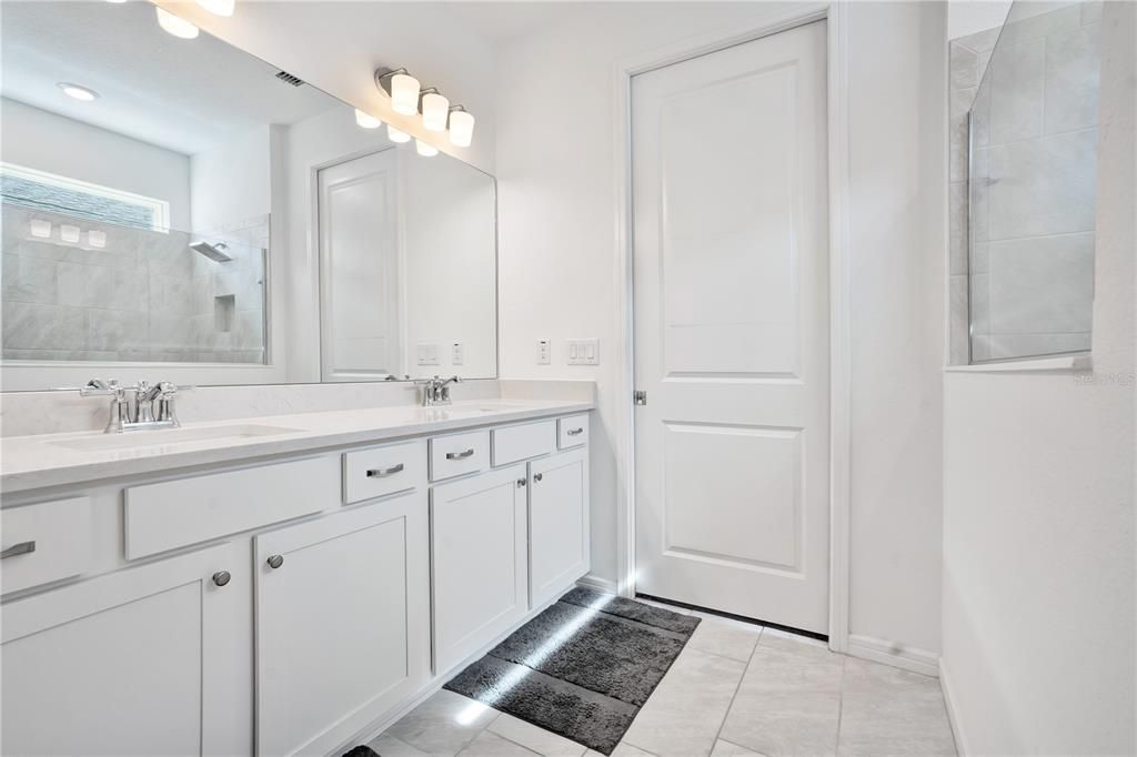 En Venta: $449,000 (3 camas, 2 baños, 2184 Pies cuadrados)