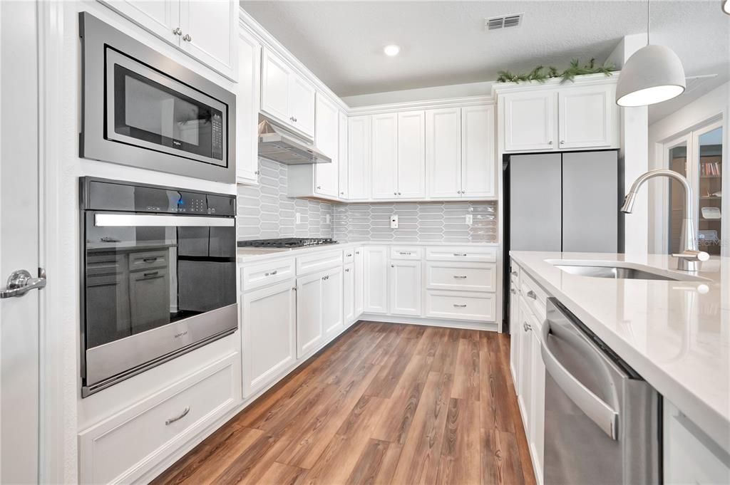 En Venta: $449,000 (3 camas, 2 baños, 2184 Pies cuadrados)