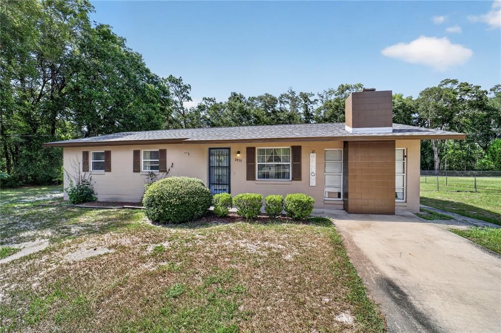 待售: $248,750 (3 贝兹, 2 浴室, 1609 平方英尺)