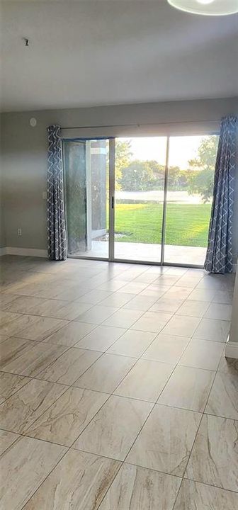 En Venta: $223,000 (2 camas, 2 baños, 1288 Pies cuadrados)