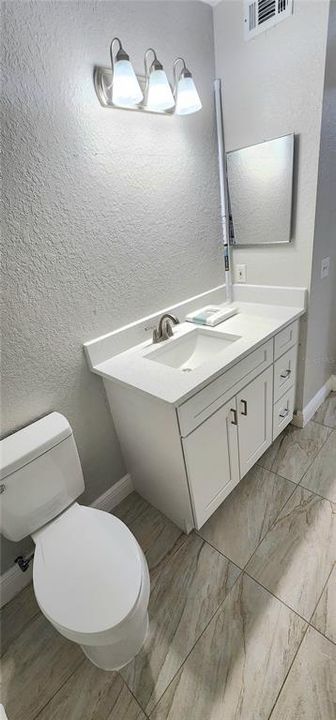 En Venta: $223,000 (2 camas, 2 baños, 1288 Pies cuadrados)