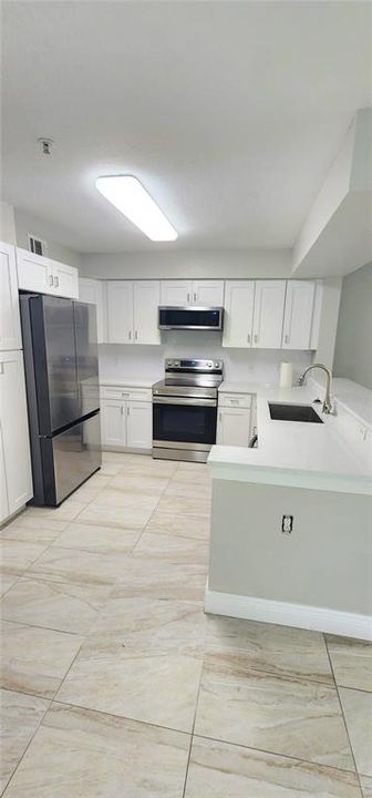 En Venta: $223,000 (2 camas, 2 baños, 1288 Pies cuadrados)