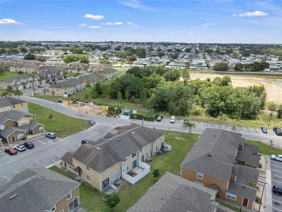 For Sale: $305,000 (3 beds, 3 baths, 1811 Square Feet)