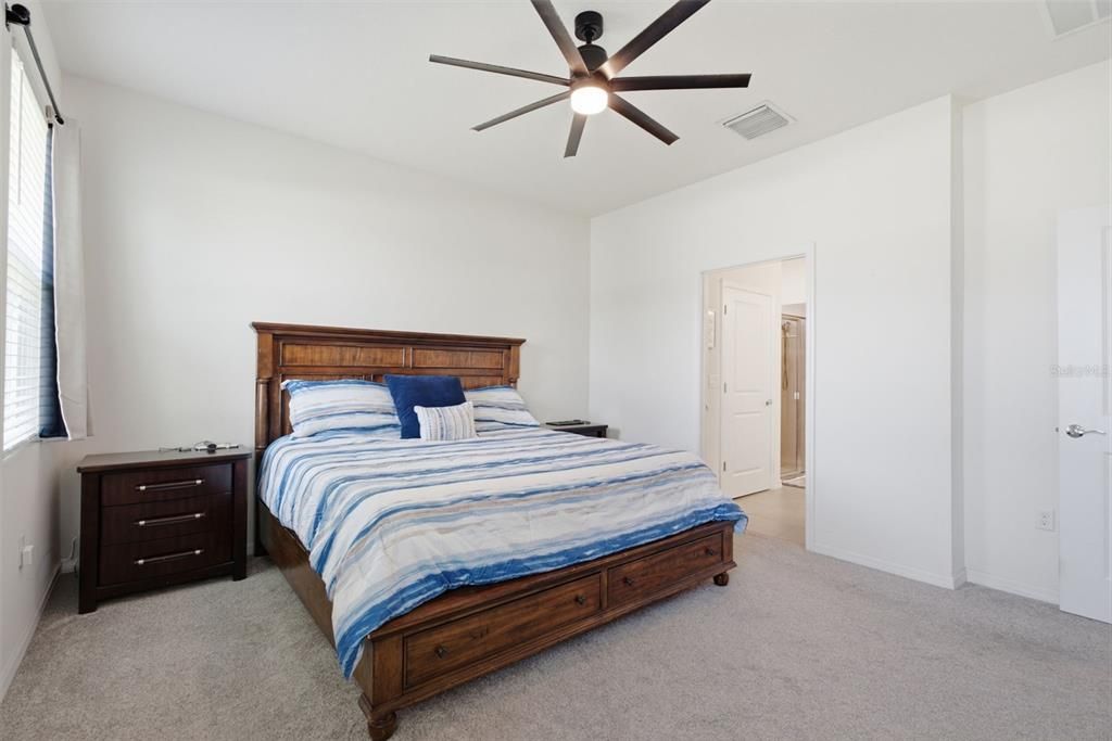 For Sale: $365,000 (3 beds, 2 baths, 1649 Square Feet)