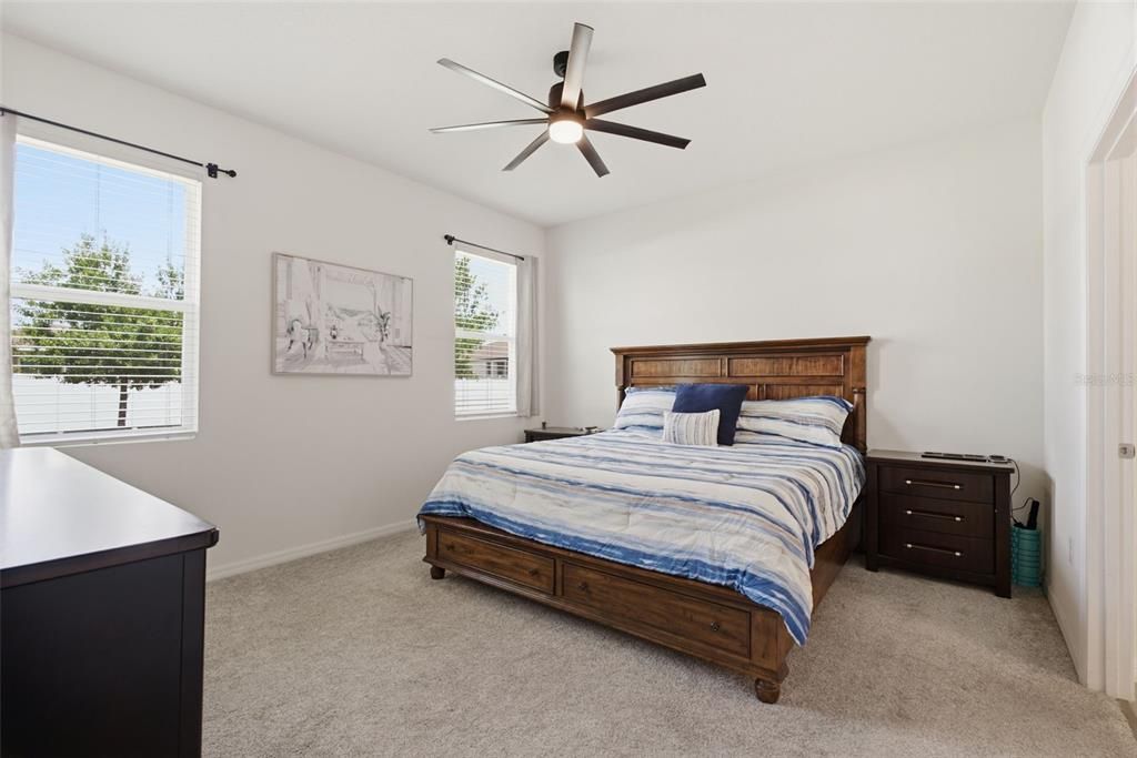 For Sale: $365,000 (3 beds, 2 baths, 1649 Square Feet)