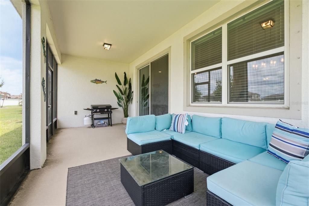For Sale: $365,000 (3 beds, 2 baths, 1649 Square Feet)