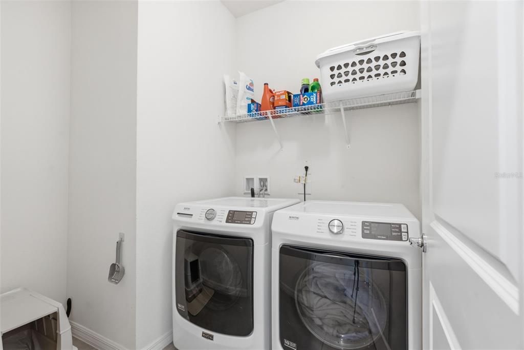 For Sale: $365,000 (3 beds, 2 baths, 1649 Square Feet)
