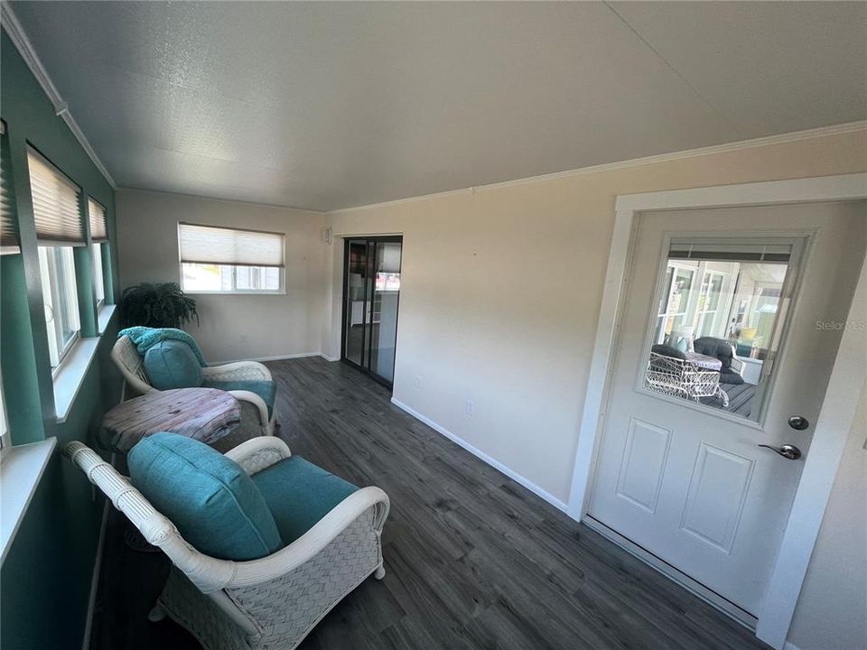 En Venta: $197,000 (2 camas, 2 baños, 1249 Pies cuadrados)