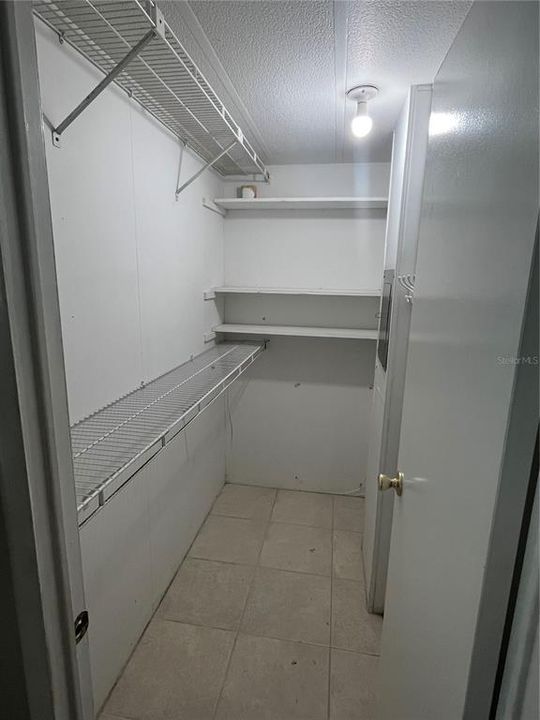 En Venta: $197,000 (2 camas, 2 baños, 1249 Pies cuadrados)