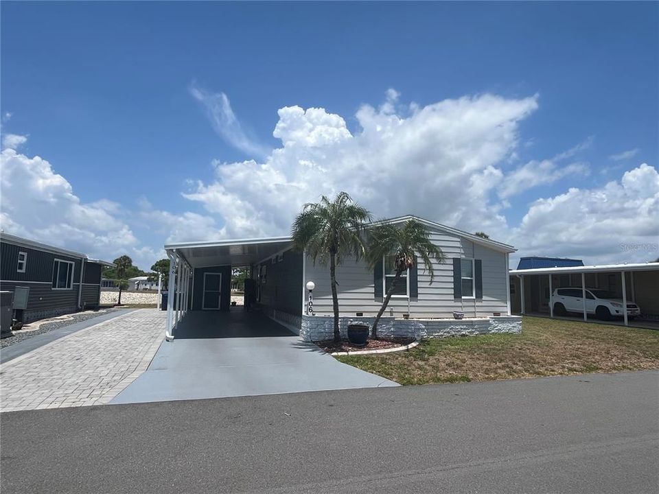 En Venta: $197,000 (2 camas, 2 baños, 1249 Pies cuadrados)