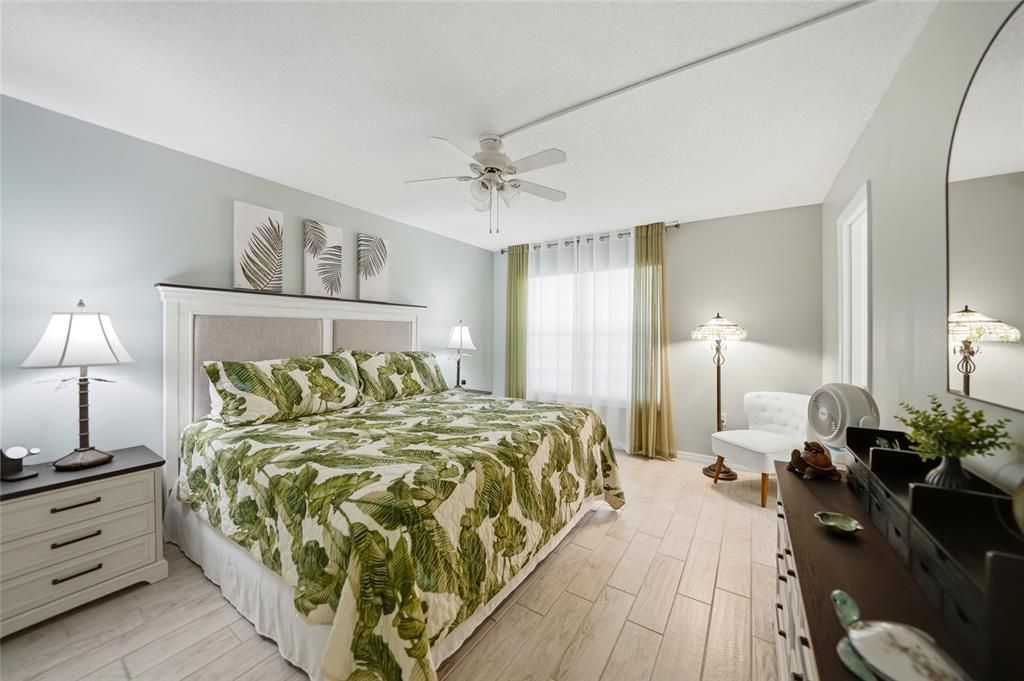 En Venta: $399,900 (2 camas, 2 baños, 1581 Pies cuadrados)