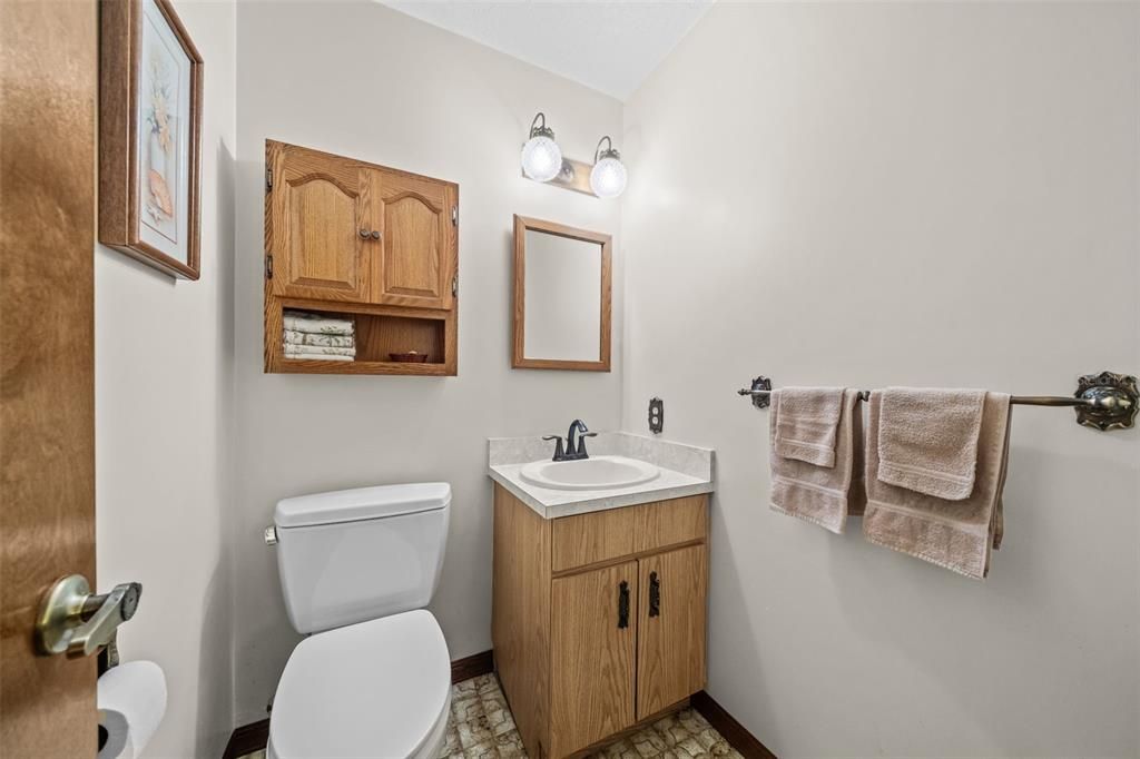Active With Contract: $635,000 (4 beds, 2 baths, 3005 Square Feet)
