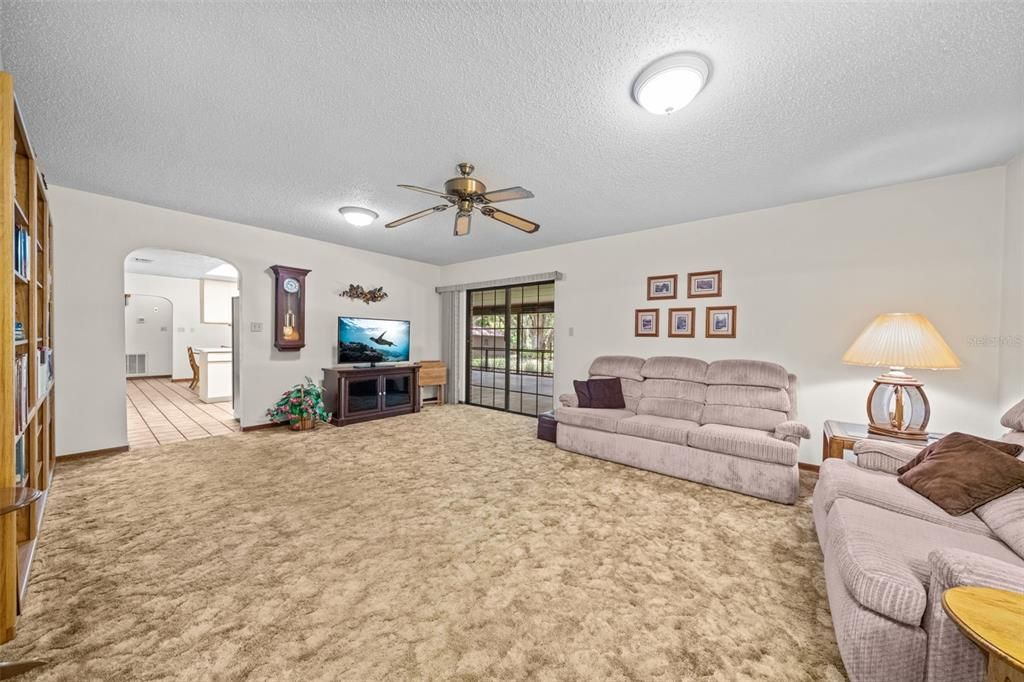 Active With Contract: $635,000 (4 beds, 2 baths, 3005 Square Feet)