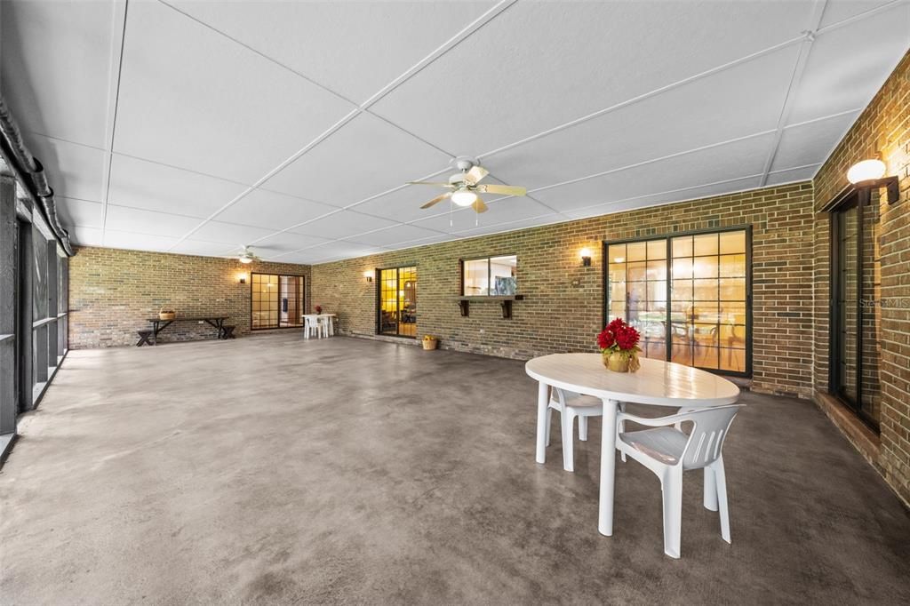Active With Contract: $635,000 (4 beds, 2 baths, 3005 Square Feet)