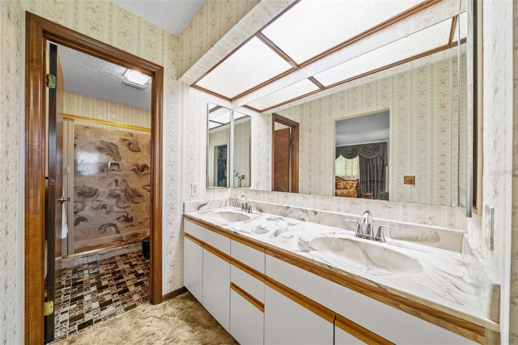 Active With Contract: $635,000 (4 beds, 2 baths, 3005 Square Feet)