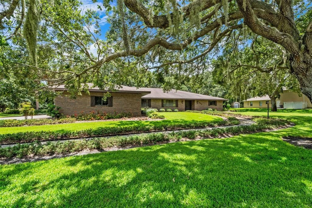 Active With Contract: $635,000 (4 beds, 2 baths, 3005 Square Feet)