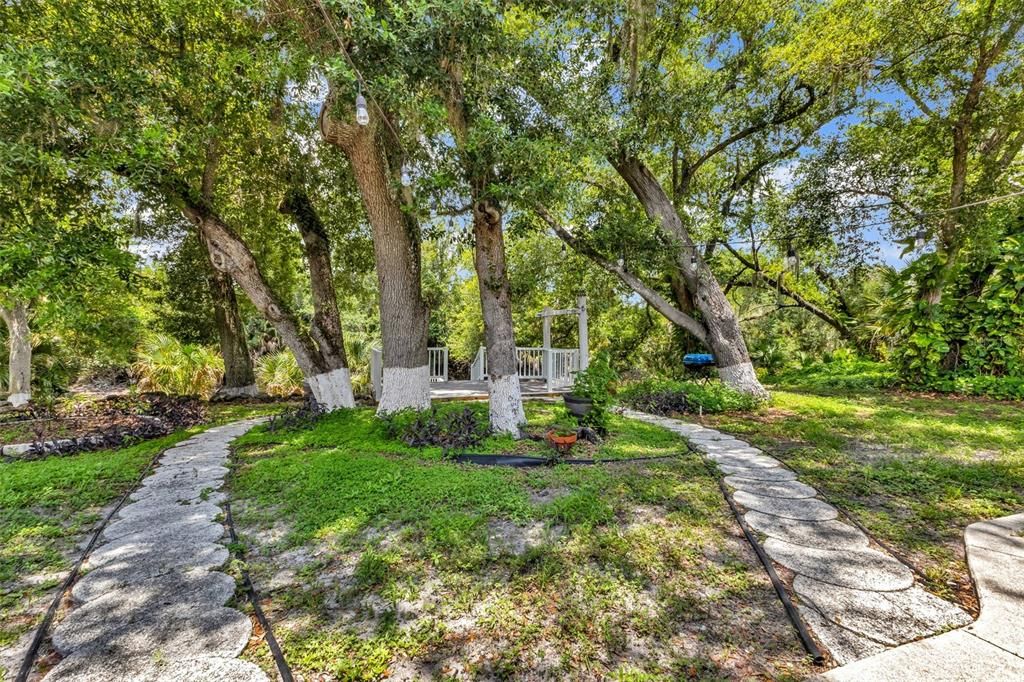На продажу: $369,900 (3 спален, 2 ванн, 1729 Квадратных фут)