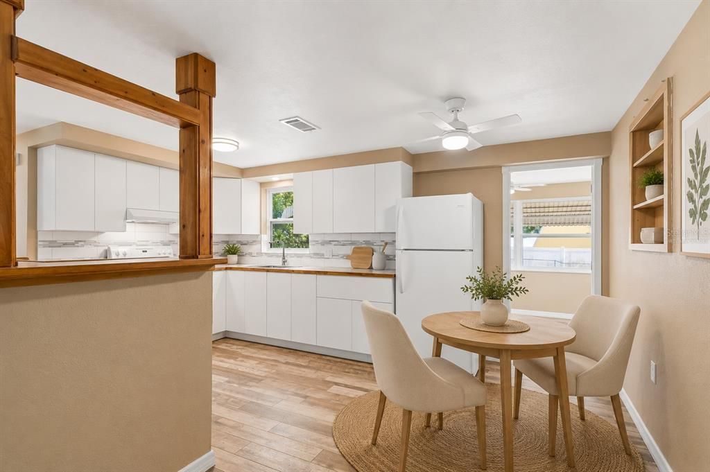 На продажу: $235,000 (2 спален, 1 ванн, 1004 Квадратных фут)