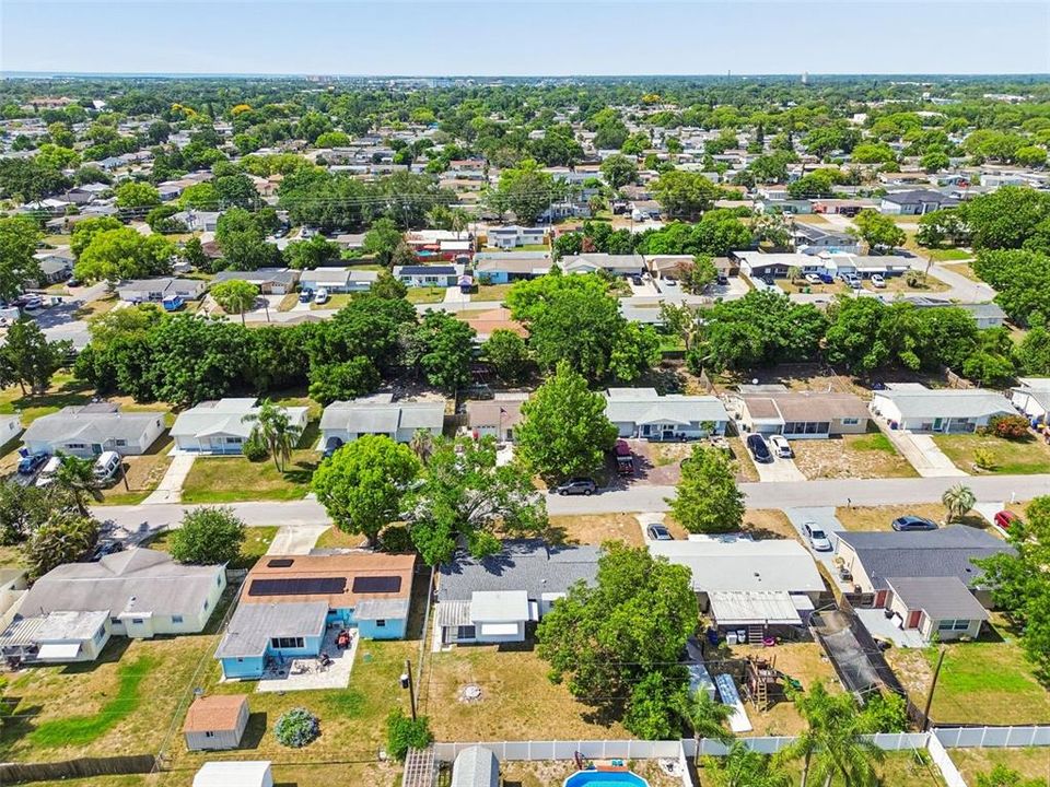 На продажу: $235,000 (2 спален, 1 ванн, 1004 Квадратных фут)