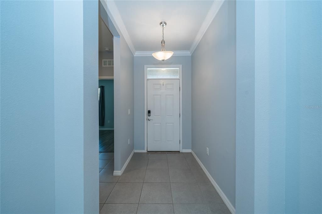 В аренду: $2,575 (4 спален, 2 ванн, 2057 Квадратных фут)