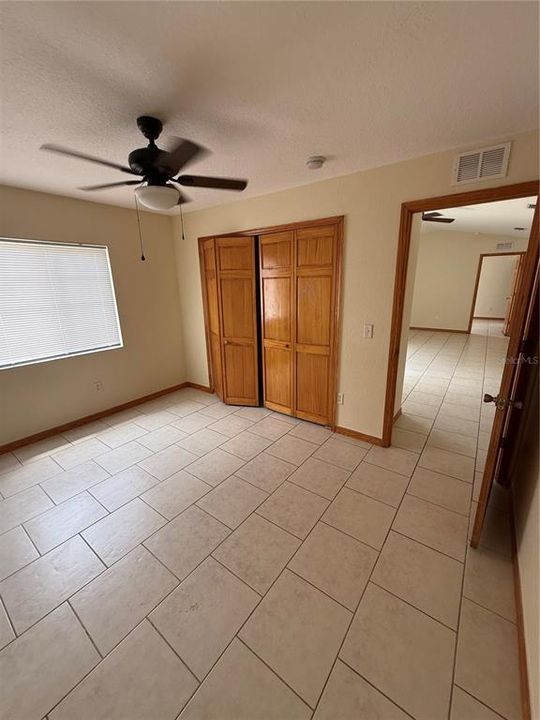 For Rent: $1,550 (3 beds, 2 baths, 1242 Square Feet)