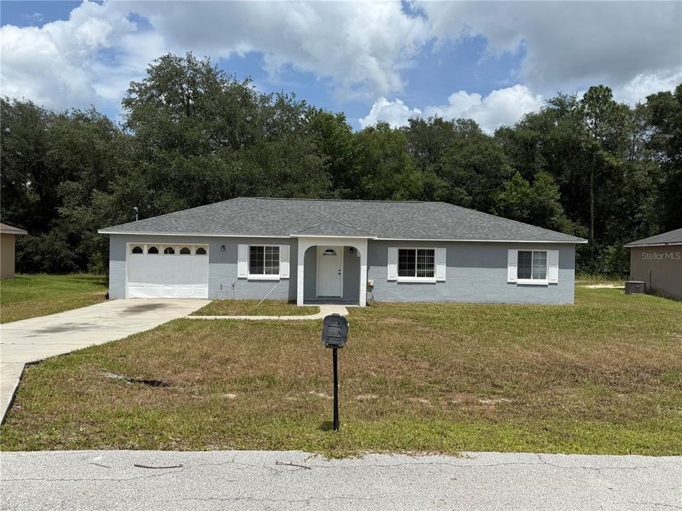 For Rent: $1,550 (3 beds, 2 baths, 1242 Square Feet)