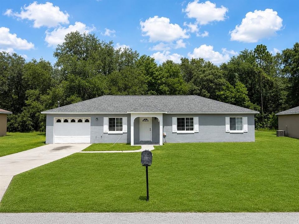 For Rent: $1,550 (3 beds, 2 baths, 1242 Square Feet)