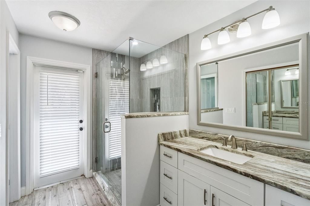 Active With Contract: $460,000 (3 beds, 2 baths, 1689 Square Feet)