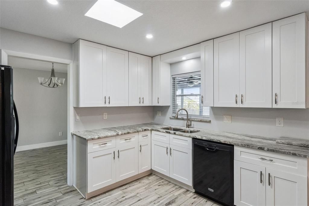 Active With Contract: $460,000 (3 beds, 2 baths, 1689 Square Feet)