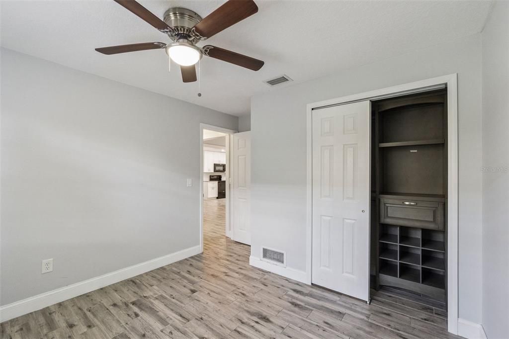 Active With Contract: $460,000 (3 beds, 2 baths, 1689 Square Feet)
