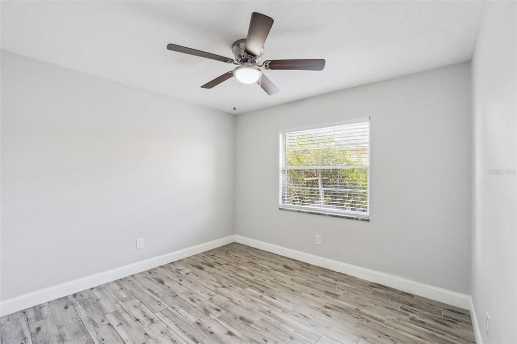 Active With Contract: $460,000 (3 beds, 2 baths, 1689 Square Feet)