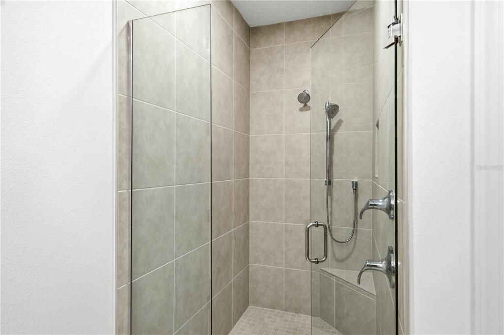 En Venta: $479,000 (3 camas, 2 baños, 1801 Pies cuadrados)
