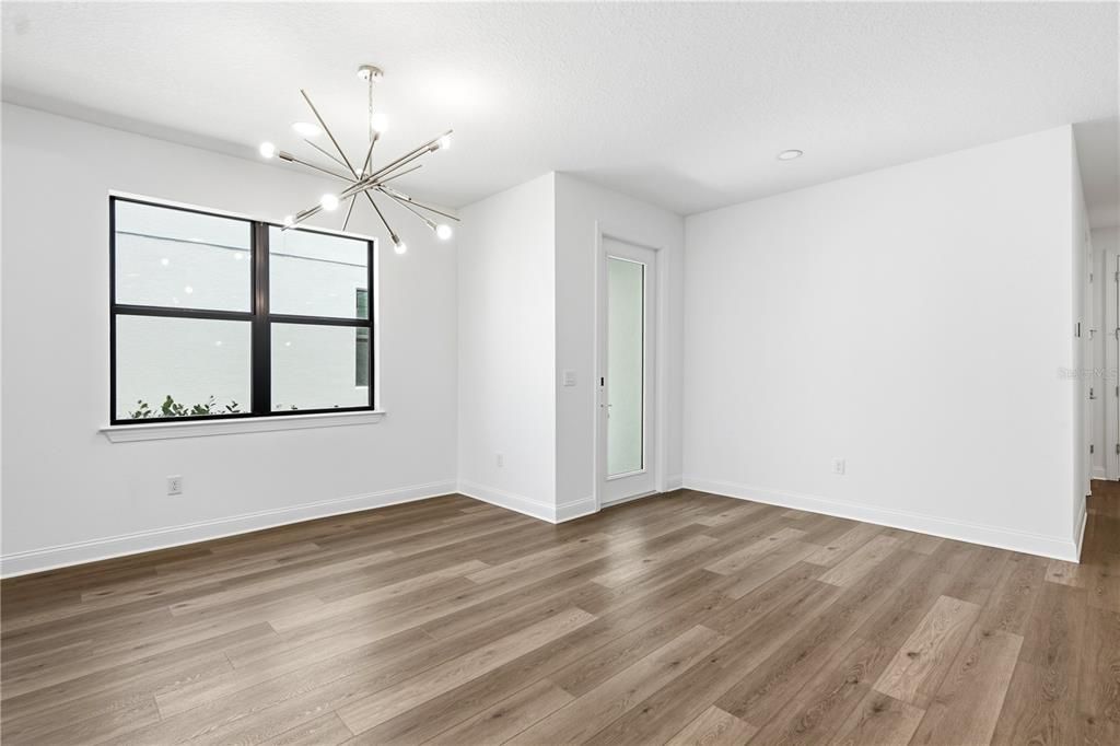 En Venta: $479,000 (3 camas, 2 baños, 1801 Pies cuadrados)