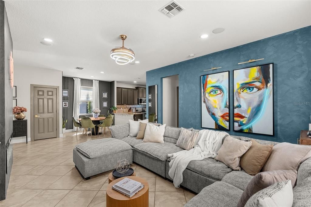 En Venta: $475,000 (3 camas, 2 baños, 2148 Pies cuadrados)