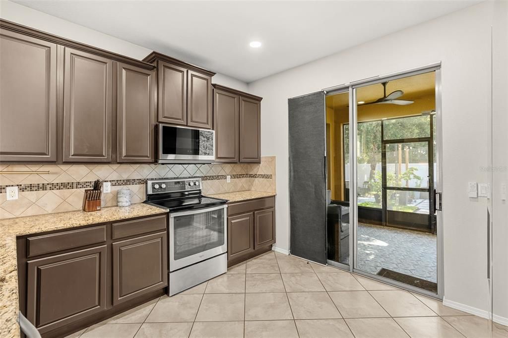 En Venta: $475,000 (3 camas, 2 baños, 2148 Pies cuadrados)