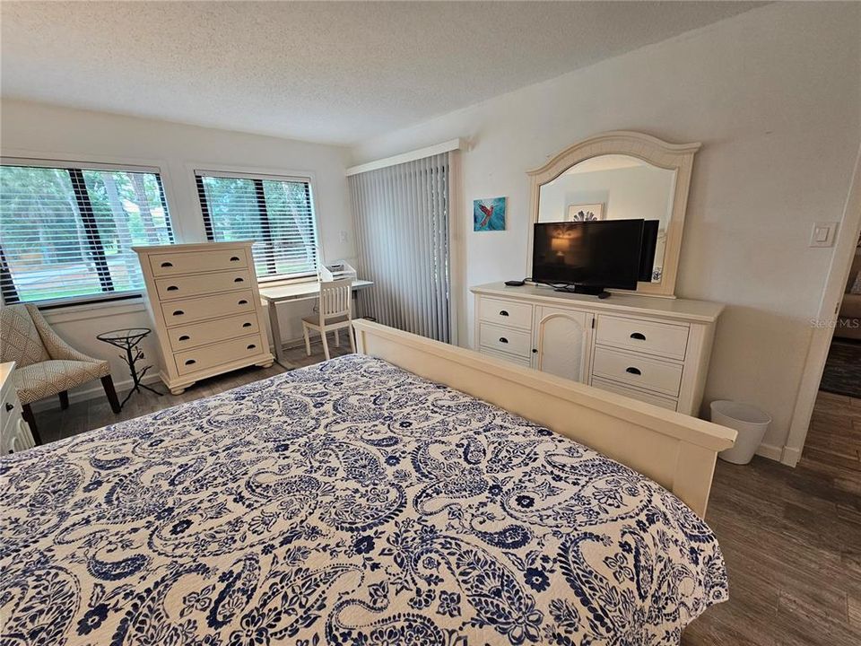 В аренду: $3,900 (2 спален, 2 ванн, 1145 Квадратных фут)