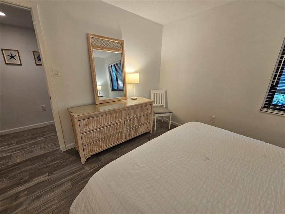 В аренду: $3,900 (2 спален, 2 ванн, 1145 Квадратных фут)