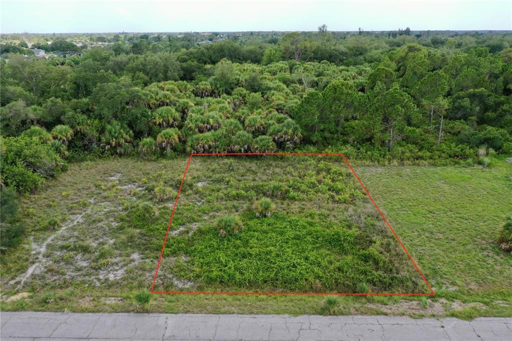 待售: $27,500 (0.19 acres)