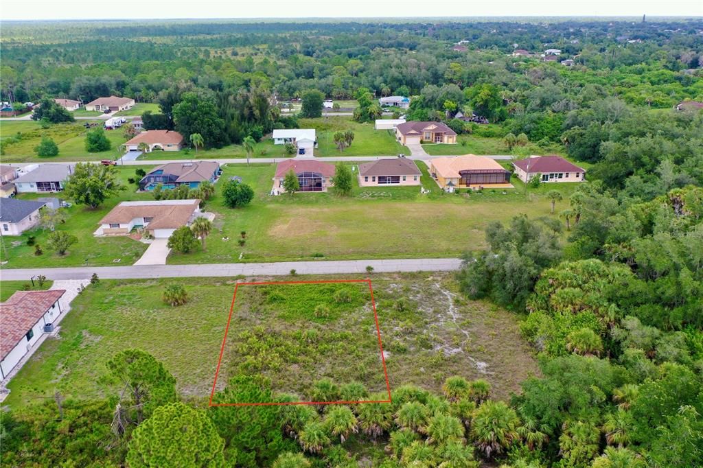 待售: $27,500 (0.19 acres)