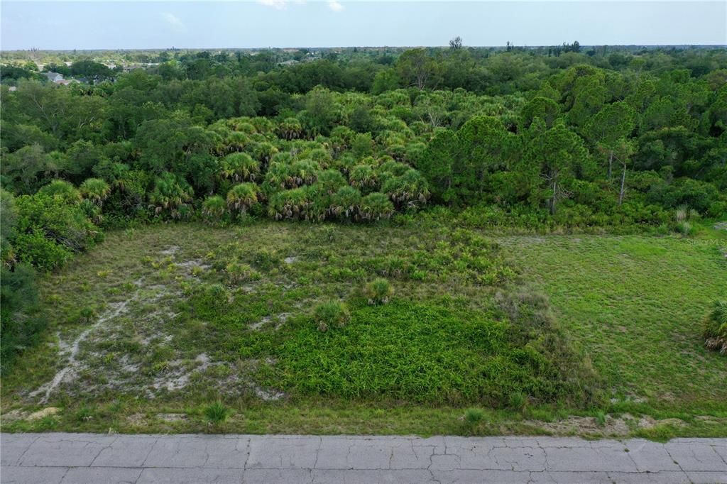 待售: $27,500 (0.19 acres)
